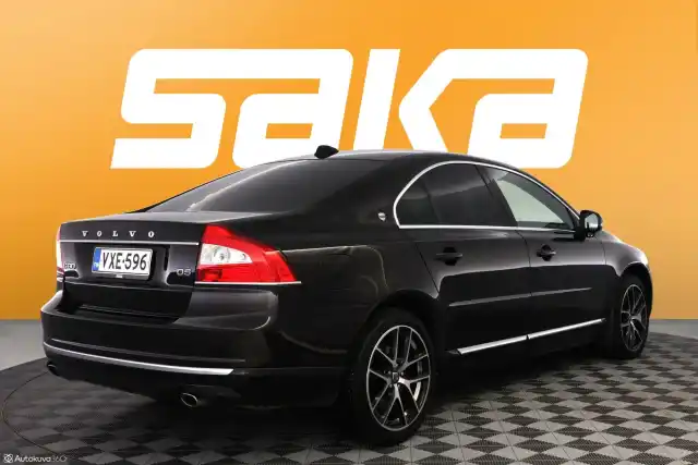Musta Sedan, Volvo S80 – VXE-596