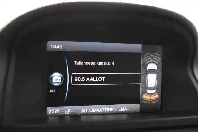 Musta Sedan, Volvo S80 – VXE-596