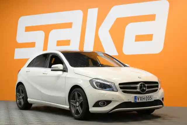 Valkoinen Viistoperä, Mercedes-Benz A – VXH-205