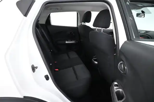 Valkoinen Viistoperä, Nissan Juke – VXH-387