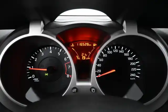 Valkoinen Viistoperä, Nissan Juke – VXH-387