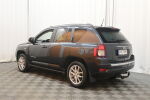 Harmaa Maastoauto, Jeep Compass – VXJ-890, kuva 7