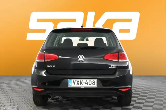 Musta Viistoperä, Volkswagen Golf – VXK-408