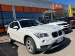 Valkoinen Maastoauto, BMW X1 – VXN-950, kuva 1