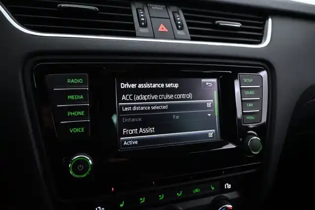 Musta Farmari, Skoda Octavia – VXP-328