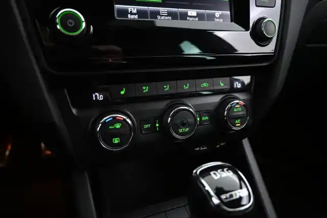 Musta Farmari, Skoda Octavia – VXP-328