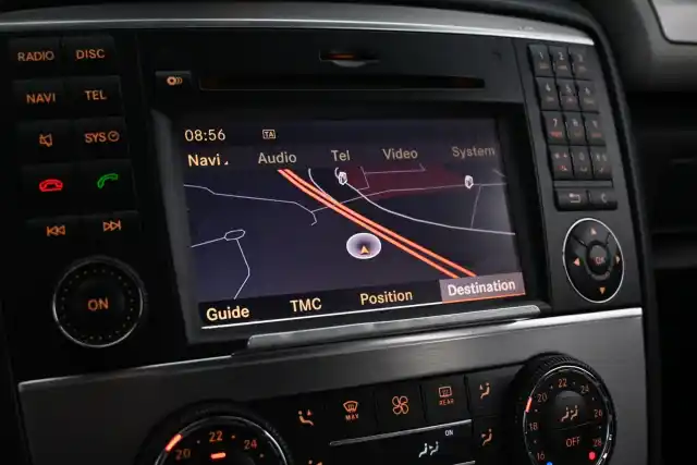 Harmaa Farmari, Mercedes-Benz R – VXR-207