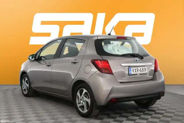 Ruskea (beige) Viistoperä, Toyota Yaris – VXR-689