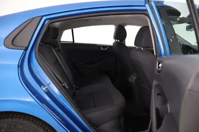 Sininen Viistoperä, Hyundai IONIQ hybrid – VXT-806