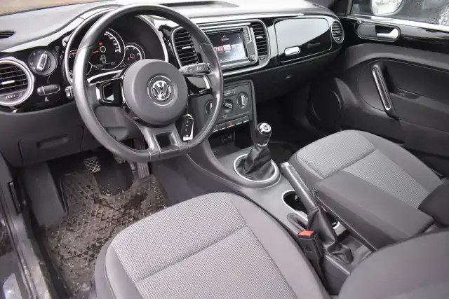Musta Viistoperä, Volkswagen Beetle – VXV-270