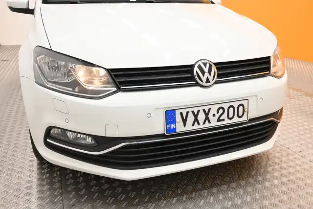 Valkoinen Viistoperä, Volkswagen Polo – VXX-200