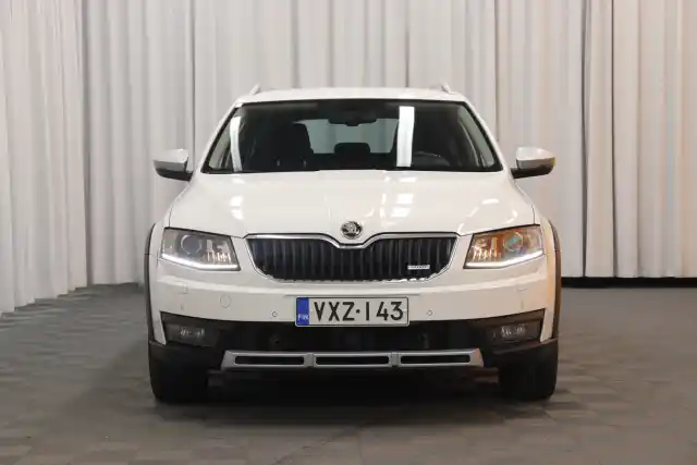 Valkoinen Farmari, Skoda Octavia – VXZ-143