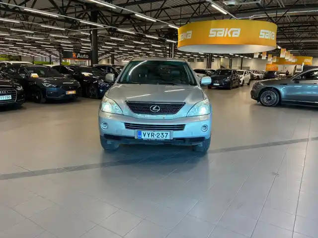 Harmaa Tila-auto, Lexus RX – VYR-237