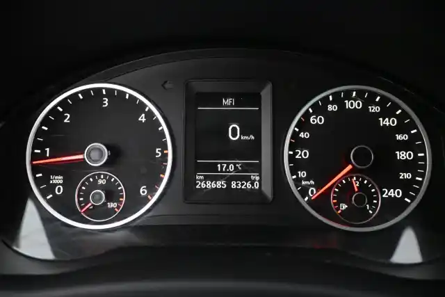 Harmaa Maastoauto, Volkswagen Tiguan – VYS-641