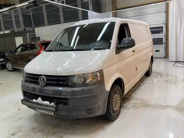 Valkoinen Pakettiauto, Volkswagen Transporter – VYT-350