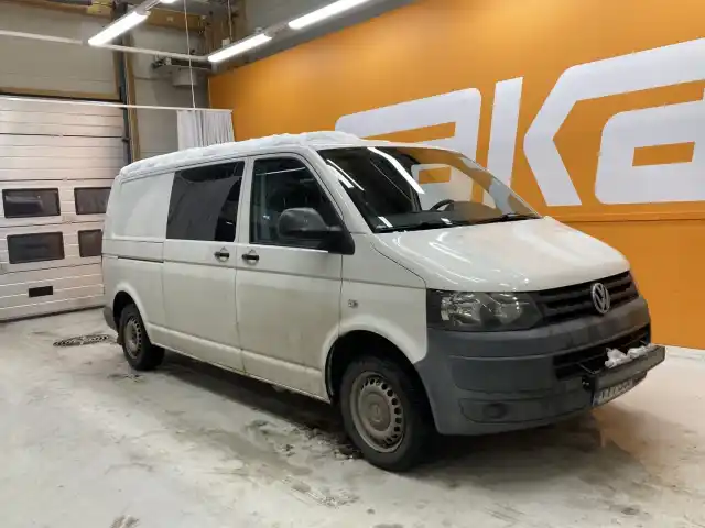 Valkoinen Pakettiauto, Volkswagen Transporter – VYT-350