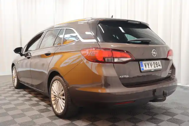 Ruskea Farmari, Opel Astra – VYV-284