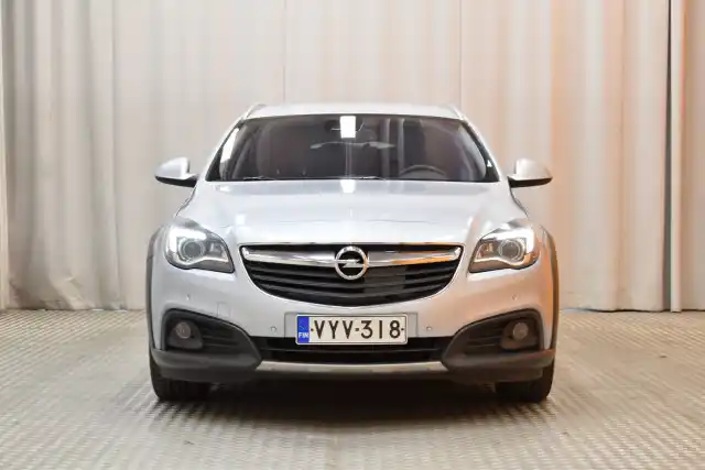 Hopea Farmari, Opel Insignia – VYV-318