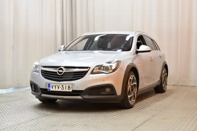 Hopea Farmari, Opel Insignia – VYV-318