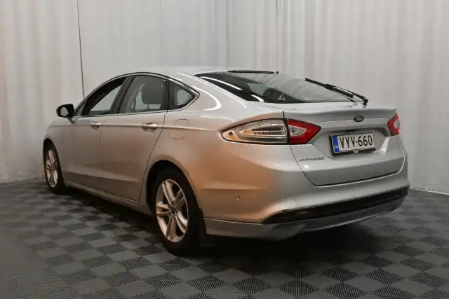 Harmaa Viistoperä, Ford Mondeo – VYV-660