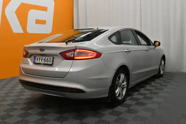 Harmaa Viistoperä, Ford Mondeo – VYV-660