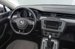 Harmaa Farmari, Volkswagen Passat – VYY-141, kuva 10