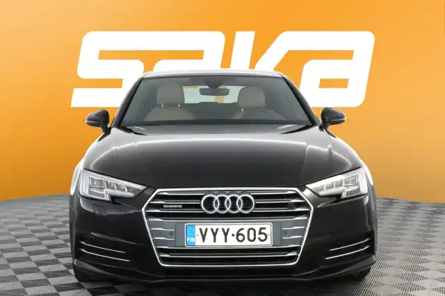 Musta Sedan, Audi A4 – VYY-605