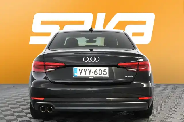 Musta Sedan, Audi A4 – VYY-605