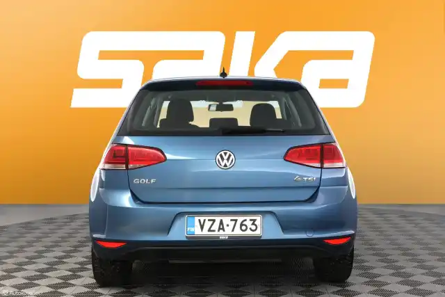 Sininen Viistoperä, Volkswagen Golf – VZA-763