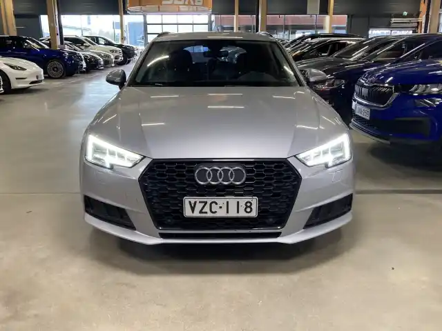 Hopea Farmari, Audi A4 – VZC-118
