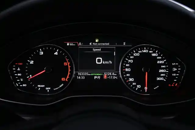 Hopea Farmari, Audi A4 – VZC-118