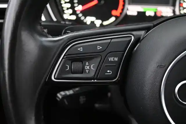 Hopea Farmari, Audi A4 – VZC-118