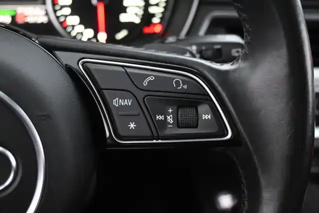 Hopea Farmari, Audi A4 – VZC-118