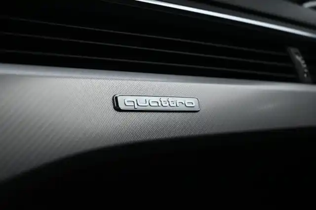 Hopea Farmari, Audi A4 – VZC-118