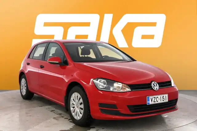 Punainen Viistoperä, Volkswagen Golf – VZC-151