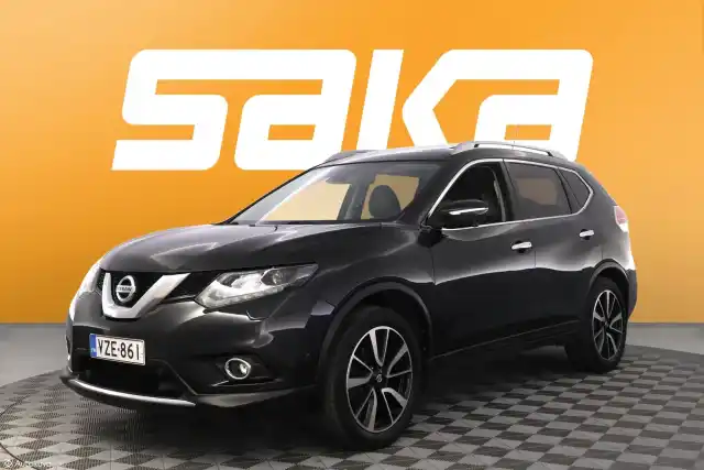 Musta Maastoauto, Nissan X-Trail – VZE-861