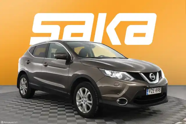 Ruskea Maastoauto, Nissan Qashqai – VZE-898