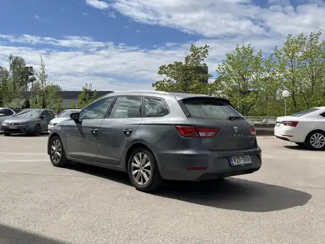 Harmaa Farmari, Seat Leon ST – VZF-308