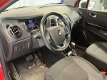 Punainen Viistoperä, Renault Captur – VZH-223, kuva 3