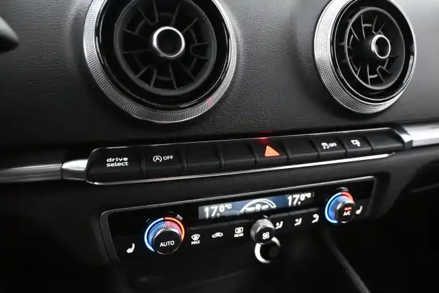 Musta Viistoperä, Audi A3 – VZH-604