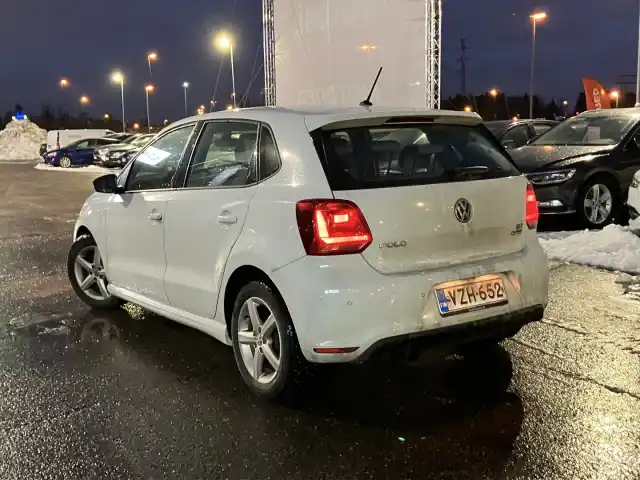 Valkoinen Viistoperä, Volkswagen Polo – VZH-652