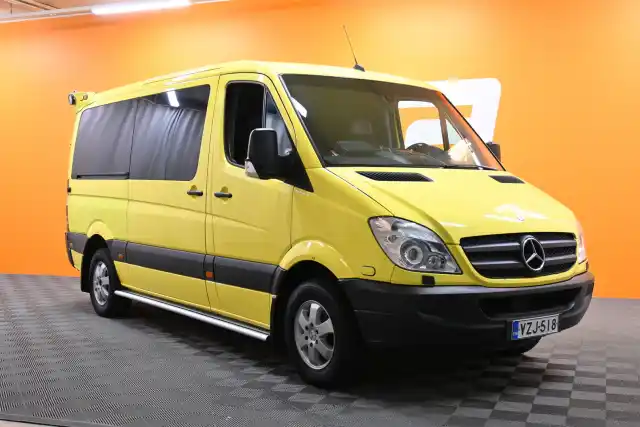 Keltainen Pakettiauto, Mercedes-Benz Sprinter – VZJ-518