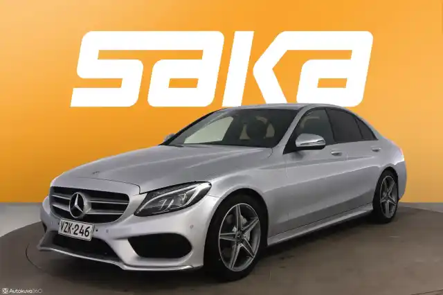 Harmaa Sedan, Mercedes-Benz C – VZK-246