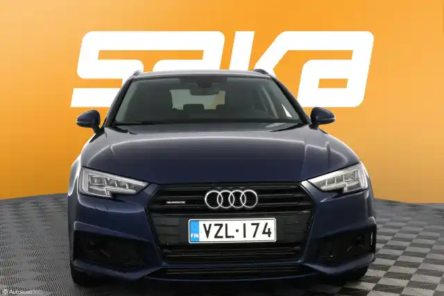 Sininen Farmari, Audi A4 – VZL-174