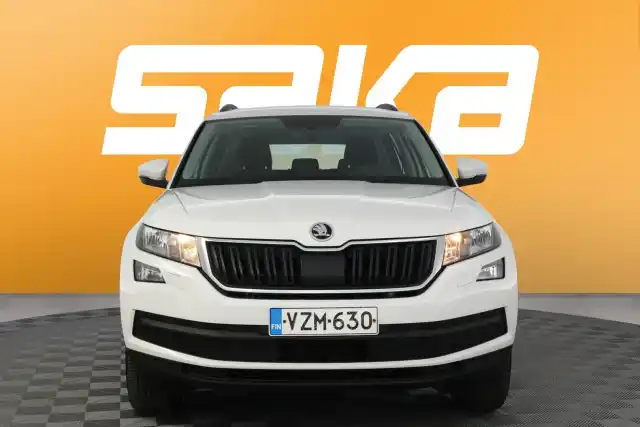 Valkoinen Maastoauto, Skoda Kodiaq – VZM-630