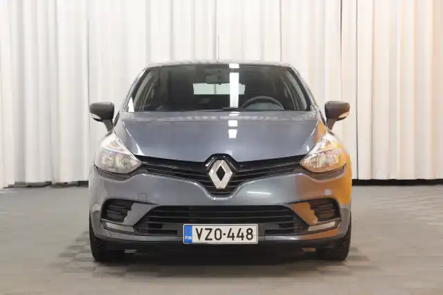 Harmaa Viistoperä, Renault Clio – VZO-448