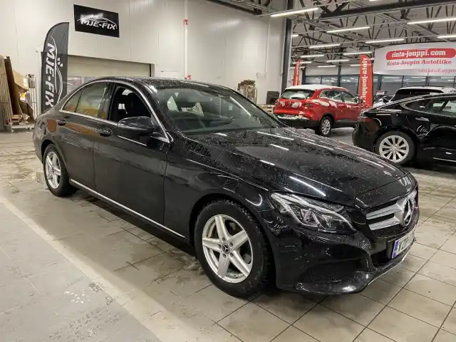 Musta Sedan, Mercedes-Benz C – VZP-128