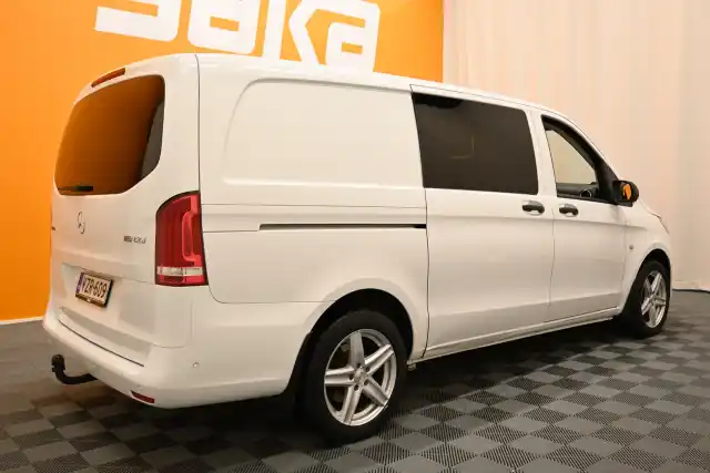 Valkoinen Pakettiauto, Mercedes-Benz Vito – VZR-609