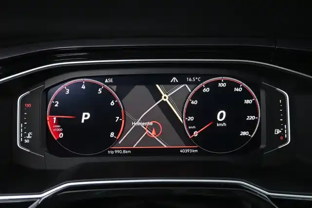 Valkoinen Viistoperä, Volkswagen Polo – VZT-982
