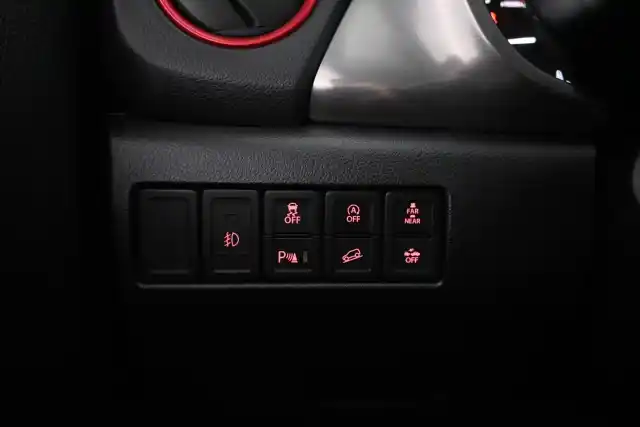 Harmaa Viistoperä, Suzuki Vitara – VZX-957